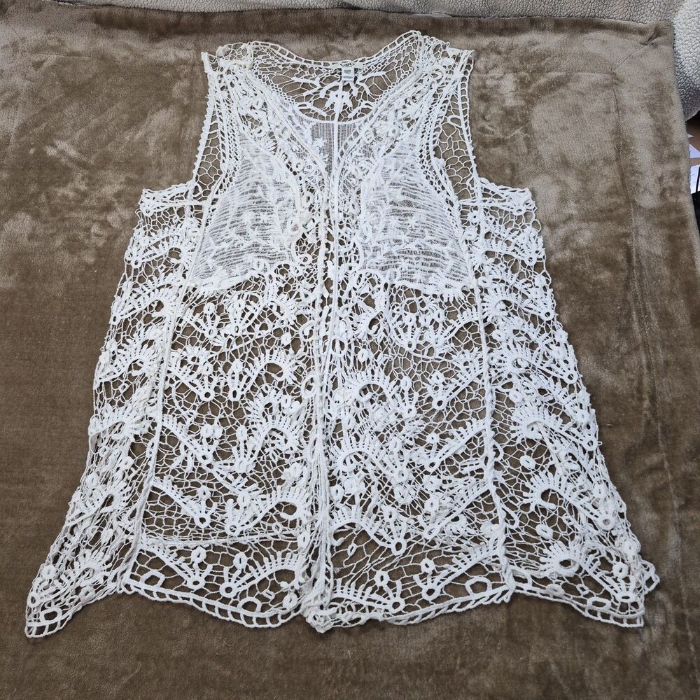 Cato Women's Size 22-24W White Lacy Shawl 100% Cotton